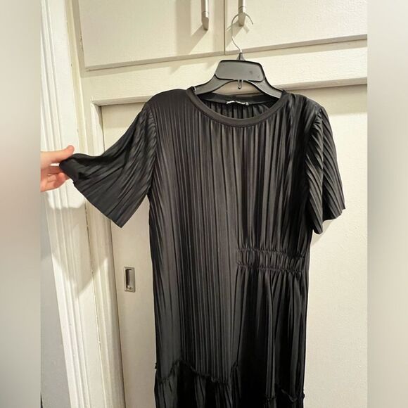 Asymmetrical Zara dress black size s Pleated Midi Dress - Picture 6 of 11